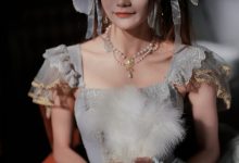 兔子Zzz不吃胡萝卜 - NO.135 灰月之海 [28P-268MB]-秀人美女