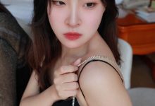 丝绮传媒-双人丝足大哥和阿离肉丝+字母黑丝【图包+视频】（豪华版）[159+2V-5.296G]-秀人美女