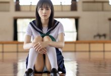 PANCHIRA - 全編制服パンチラ写真集 01-秀人美女