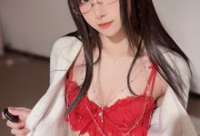 布丁大法 - 覆盆子眼镜娘 [44P+4V-215MB]-秀人美女