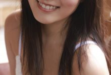 東雲うみ写真集「キャンプであふれて」-秀人美女