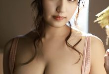 花咲楓香 - STRIKE Short version-秀人美女