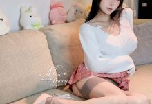 咬一口兔娘(Yiko湿润兔) –情人节特辑『浪漫假日』自拍[76P+3V-952MB]-秀人美女