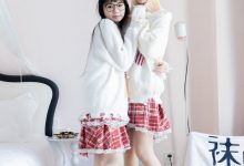 [BoBoSocks袜啵啵]NO.484 小甜豆甜甜圈-两双板鞋、油亮肉丝、堆堆袜套、白棉袜、脚对脚 斗脚 手互相挠脚剧情[172P+1V／7.44GB]-秀人美女