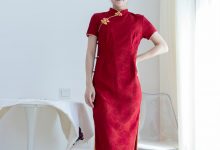 物恋传媒 NO.2236 茯苓-红色低跟鞋、厚款红色丝、皮筋绑脚老头乐挠脚剧情[161P-1V-4.06G]-秀人美女