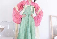 物恋传媒 NO.2297 嘟嘟-布鞋、白棉袜、古装、半脱袜子剧情[210P-1V-5.02G]-秀人美女