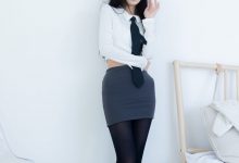 物恋传媒 No.2346 菜菜-运动鞋、厚黑丝、裸足 [167P1V-3.57GB]-秀人美女