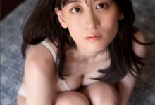 上西恵写真集「陸に上がったマーメイド」-秀人美女