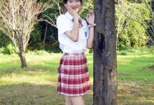 初夏女神 NO.100 安妮 草莓色JK[140P+1V／5.98GB]-秀人美女