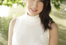 東條ゆり写真集「あが水着で大食い」-秀人美女