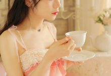 蕾丝美女性感诱人美女模特写真-秀人美女