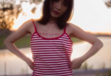 [YALAYI雅拉伊] 2020.08.17 NO.690 落落《红了》[50P+1P378M]-秀人美女