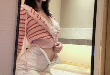 桜桃喵 - 条纹毛衣 [22P-98MB]-秀人美女