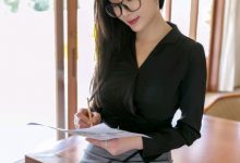 [YOUMI尤蜜荟] 2019.04.04 VOL.290 奶瓶土肥圆矮挫丑黑穷 [42+1P]-秀人美女