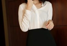 [MFStar模范学院] 2020.08.19 VOL.371 噜噜妞儿 [56+1P]-秀人美女