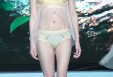 2019金肚兜内衣盛典走秀现场[mp4/187M]-秀人美女