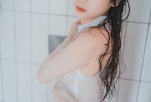 usejan(蓝蓝) - NO.12 白衣竞泳 [36P-73MB]-秀人美女