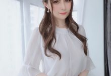 Coser小姐姐白银 - 肉丝人妻 [123P2V-381MB]-秀人美女