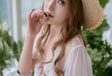 [YALAYI雅拉伊] 2020.06.02 Y652 上官莹莹《从花园到闺房》[62+1P]-秀人美女