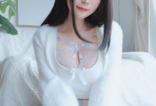 Coser小姐姐白银81 Vol47-48 最新两套合集【222P+9V-1.42G】-秀人美女