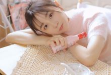 甜美可爱美少女居家写真图片-秀人美女