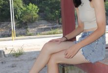 Pary摄影 NO.021 极品美女校花思思全程赤脚拍照后亮出脏脚底[130P／475MB]-秀人美女