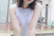 Coser小姐姐白银81 – 白色竞泳 [83P2V-480MB]-秀人美女