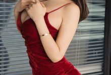 [Ugirls尤果网] 爱尤物 2019.04.13 No.1424  顾深深 情深深爱浓浓 [35P]-秀人美女