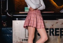 袜涩写真 VOL.053 雪梨粉色百褶裙肤色天鹅绒丝袜 [50P／241MB]-秀人美女