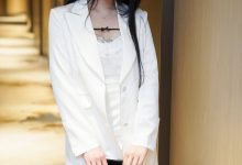 [Ugirls尤果网]爱尤物 2021.10.30 No.2204 萌汉药baby 恋爱氛围 [35P]-秀人美女