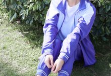 [见新摄影]NO.011-梦回学生时代 公园校服棉袜裸足【套图+视频-2.95G】-秀人美女