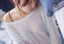 黑川 NO.049 白色洞洞毛衣 [50P-322MB]-秀人美女