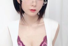 眼酱大魔王 NO.052 – 办公小姐姐[25P／85.2MB]-秀人美女