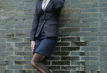 [IESS异思趣向] 2022.04.25 丝享家1070：小婕《红鞋职业装》[88P／116MB]-秀人美女