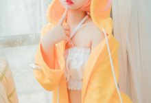 [喵糖映画]VOL.032 黄小鸭-秀人美女