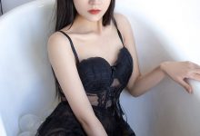 [Ugirls尤果网]爱尤物 2021.07.05 No.2123 茯苓 小美女的泡泡浴 [35P]-秀人美女