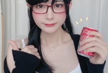 眼酱大魔王 NO.050 – 爱喝可乐的OL[30P／147MB]-秀人美女