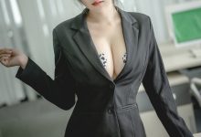 香草喵露露 -  黑色西装 [62P2V-1.26GB]-秀人美女