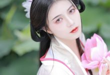 [YITUYU艺图语]2022.08.06 山有扶苏，隰有荷华 吾岁[38+1P／728MB]-秀人美女