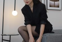 [IESS异思趣向] 2023.07.27 丝享家 1491 小婕《黑金高跟鞋》[82P-105.6M]-秀人美女