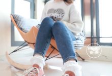 [誉铭传媒]袜足摄影 2022年《2022微信群第3套》[100P+1V／1.09GB]-秀人美女