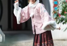 [YITUYU艺图语]2022.07.10 立春 兔子Zzz不吃胡萝卜[34+1P／361MB]-秀人美女