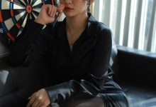 [IESS异思趣向] 2022.08.04 丝享家1167：秋秋《光影嘿丝》[93P／144MB]-秀人美女