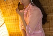 [TouTiao头条女神] 2019-09-14 钟晴 晴子的漫画快乐时光 [25+1P]-秀人美女