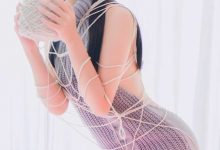 [Cosplay]面饼仙儿 – 露背毛衣-秀人美女