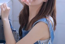 高颜值大眼美女白嫩性感写真-秀人美女