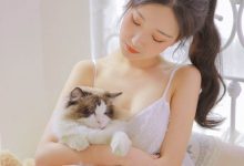 睡衣美女吊带事业线性感撩人写真-秀人美女
