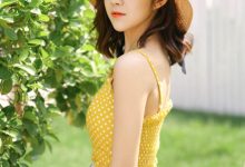 小清新夏日美女性感户外写真-秀人美女