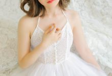 蕾丝美女白纱长裙丰满诱人写真-秀人美女
