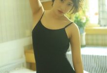 极品美女吊带连体衣性感长腿写真-秀人美女